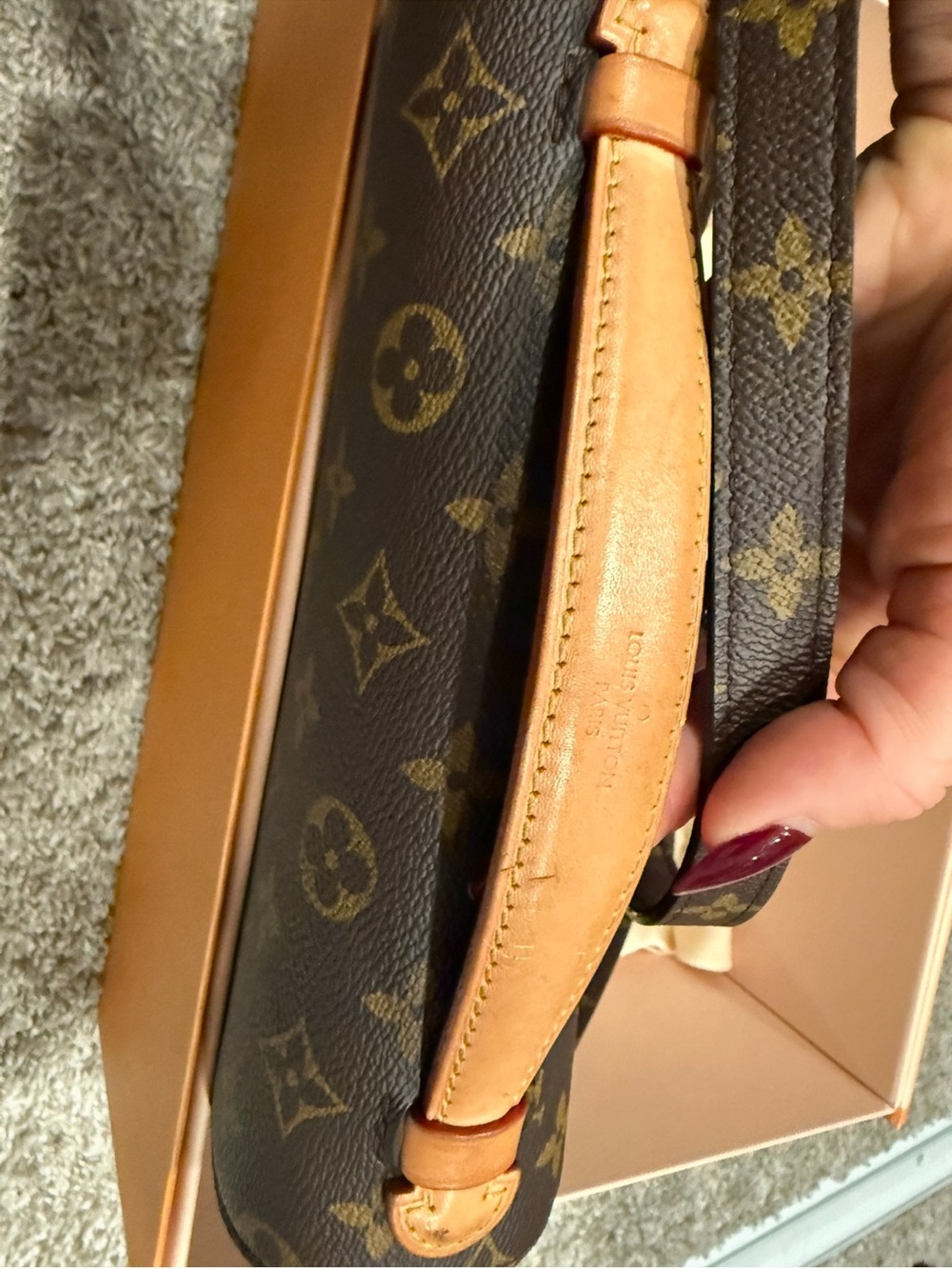 Louis Vuitton Monogram Canvas Crossbody Satchel in Brown and Gold - Picture 6 of 7